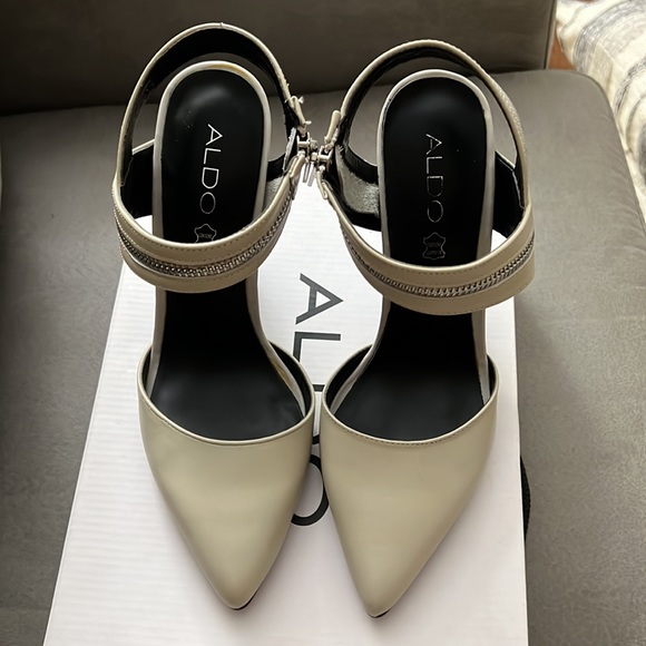 Aldo Harrup 4.5" ivory/cream heels - Picture 4 of 7